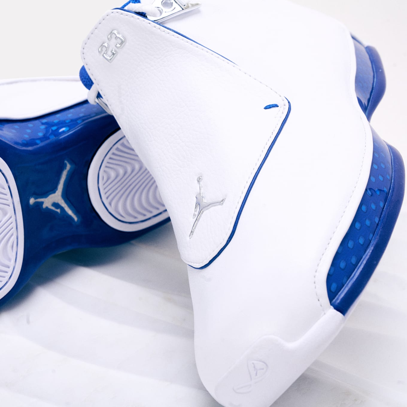 all white jordan 18