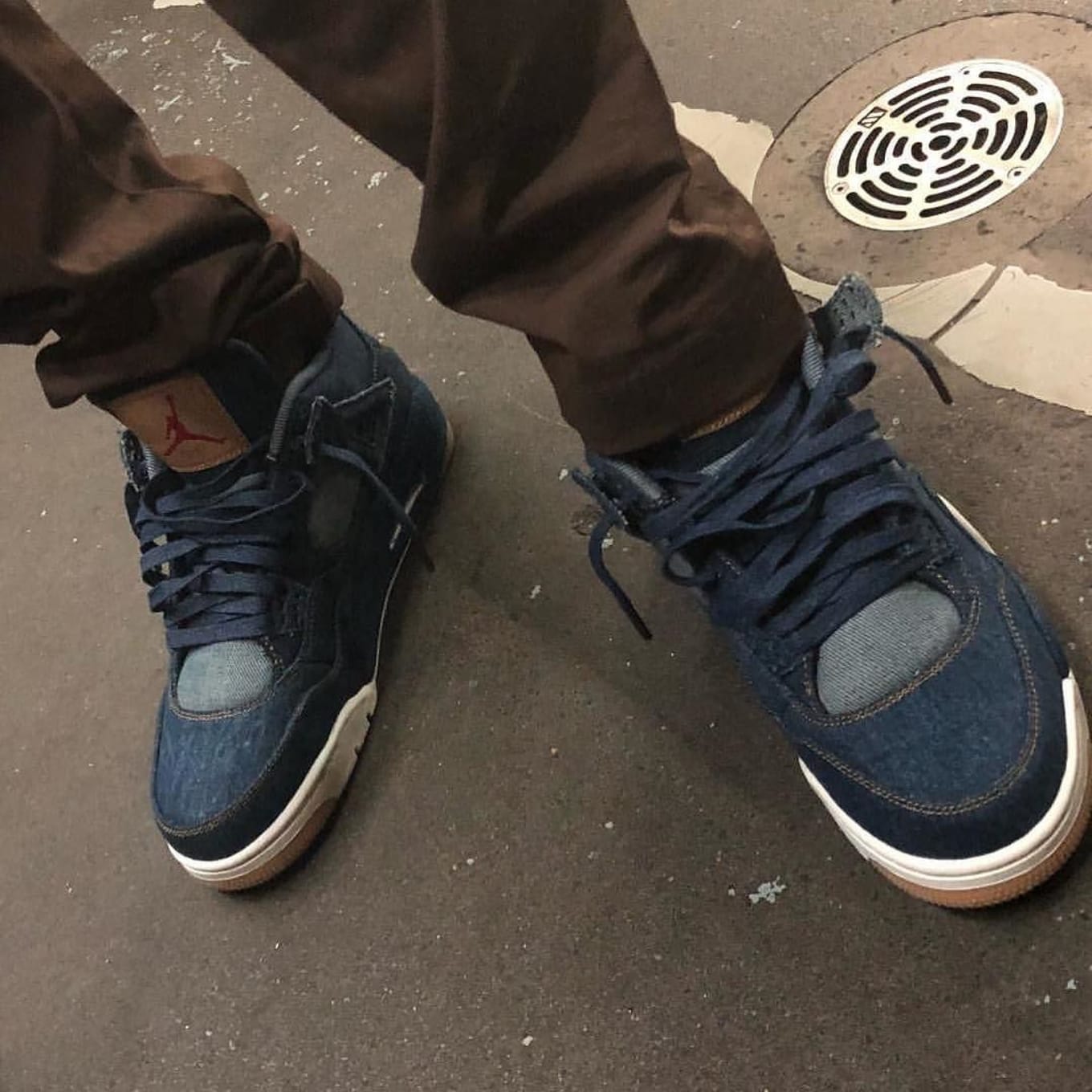 levi's x air jordan iv