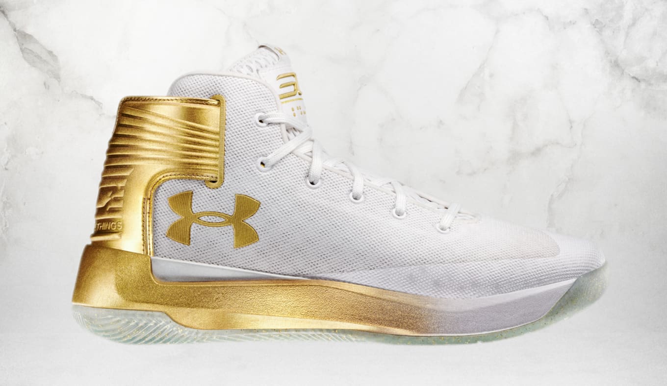 curry 4 white and gold footlocker