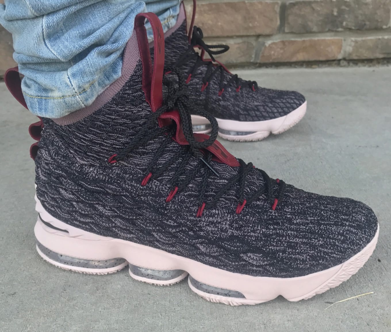 lebron 15 low ashes on feet