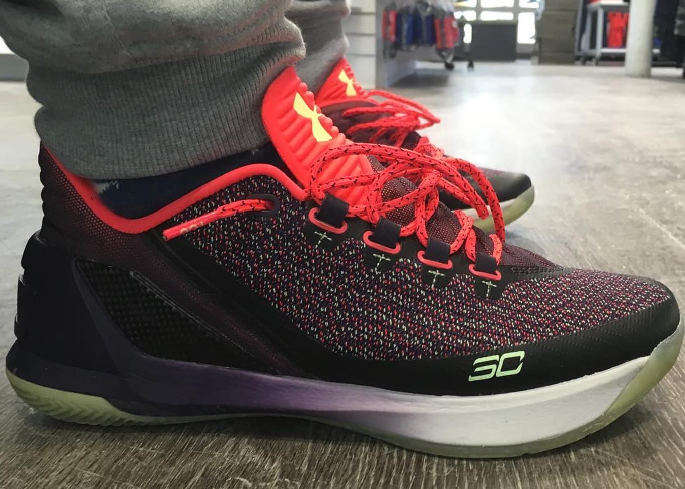 Under Armour Curry 3 Low Black Red 