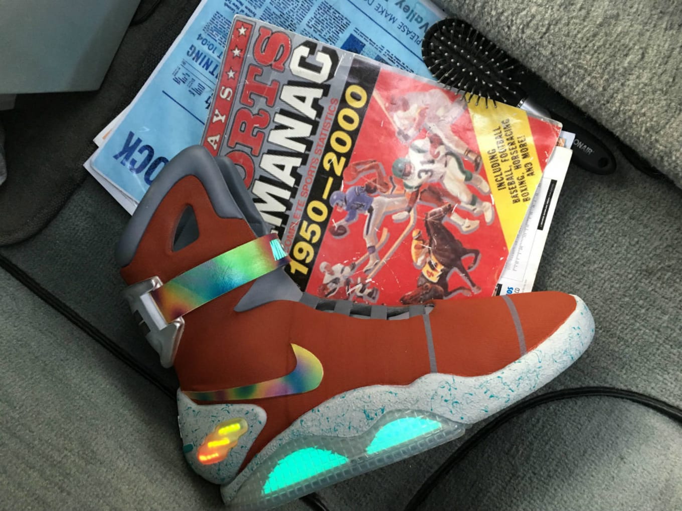 nike mag red