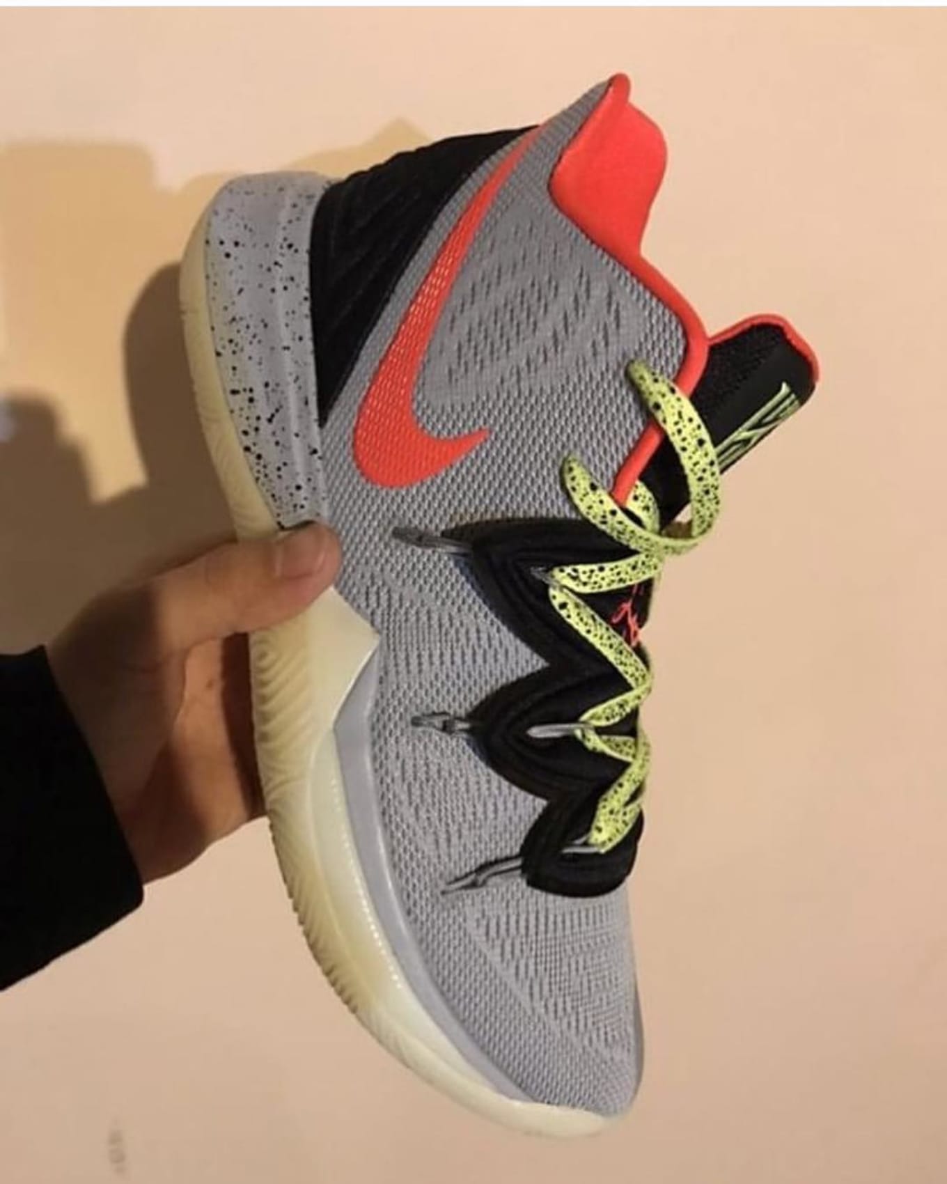 kyrie 5 black white bright crimson