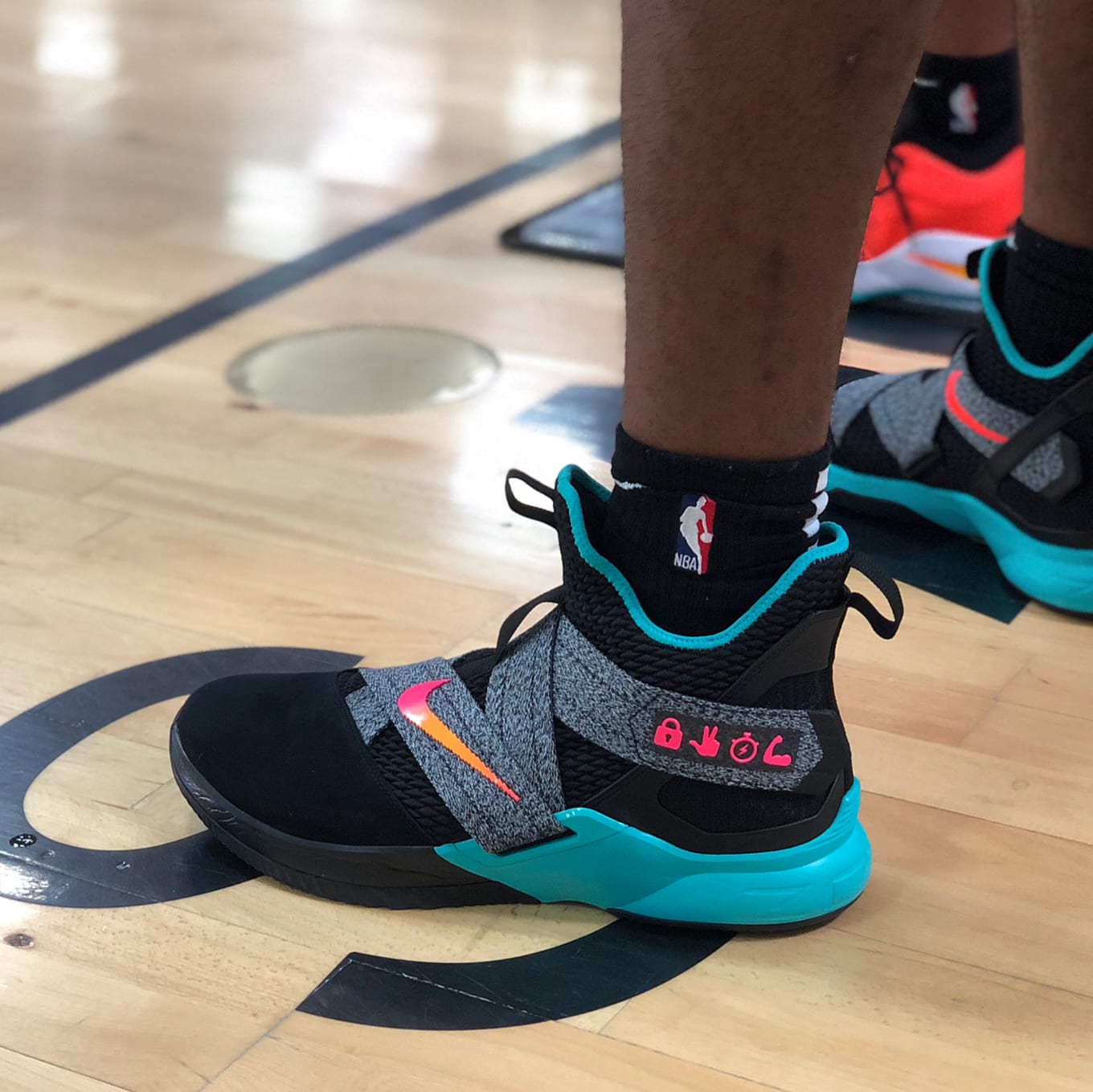 Lebron james soldiers 12 outlet