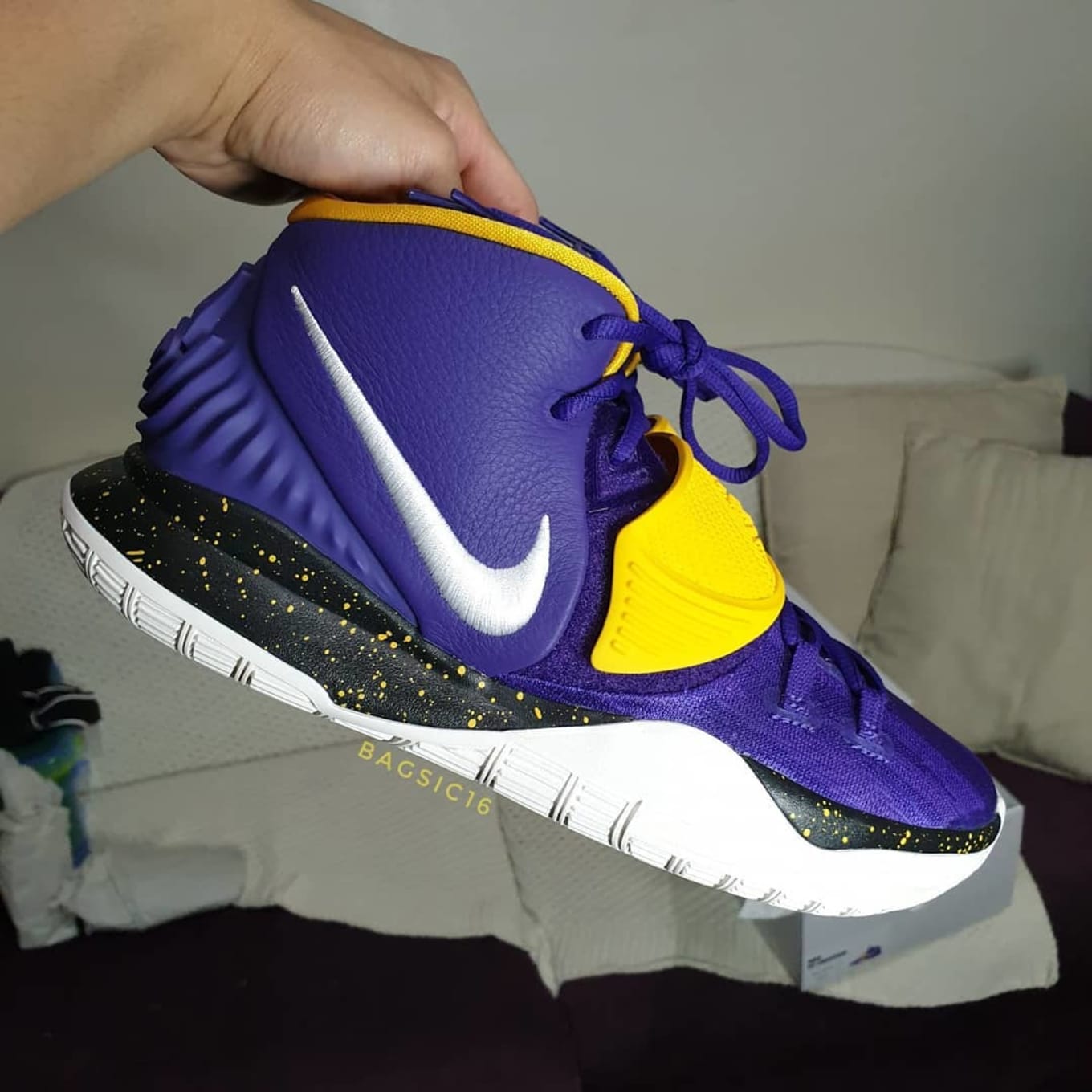 kyrie 6 lakers