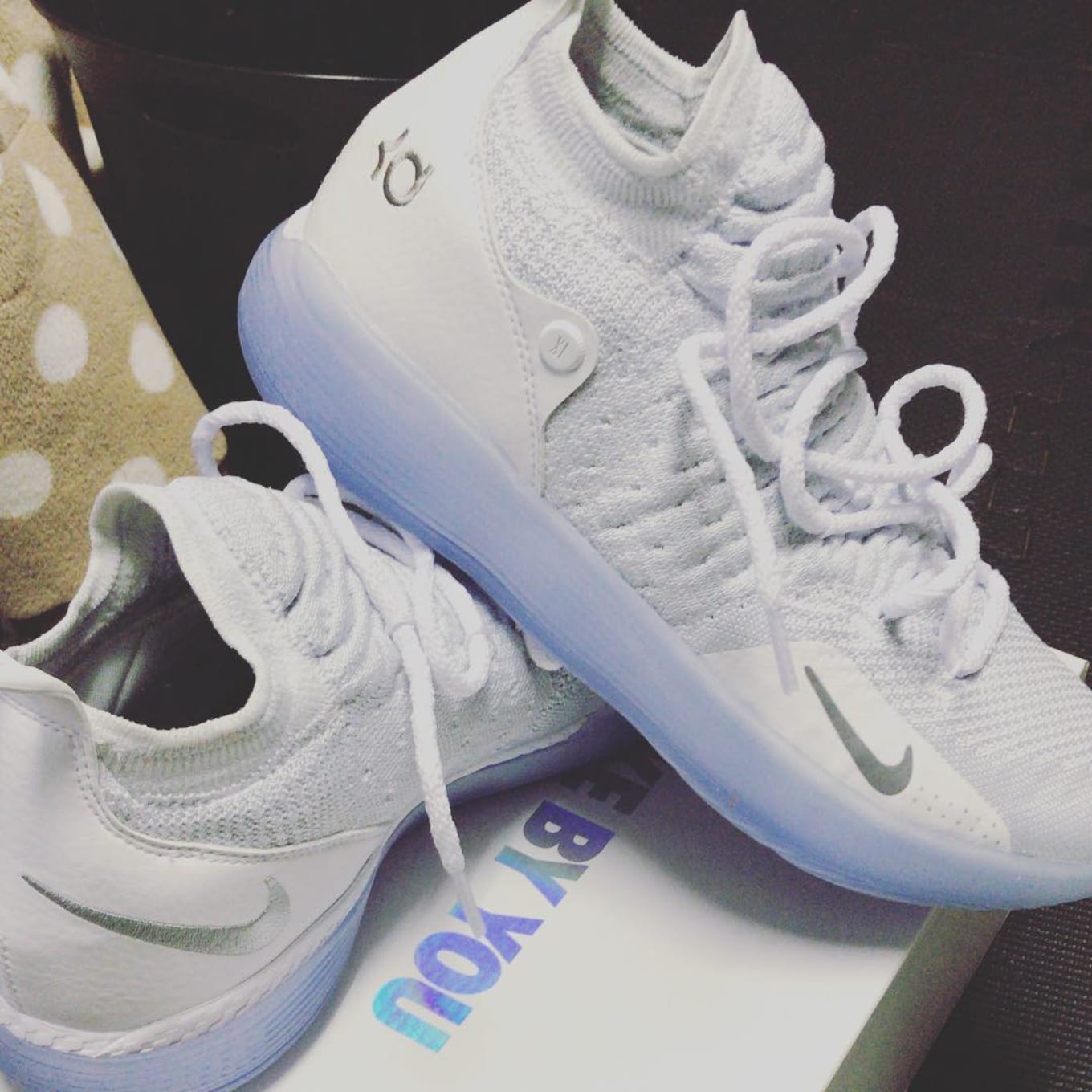 kd 11 all white