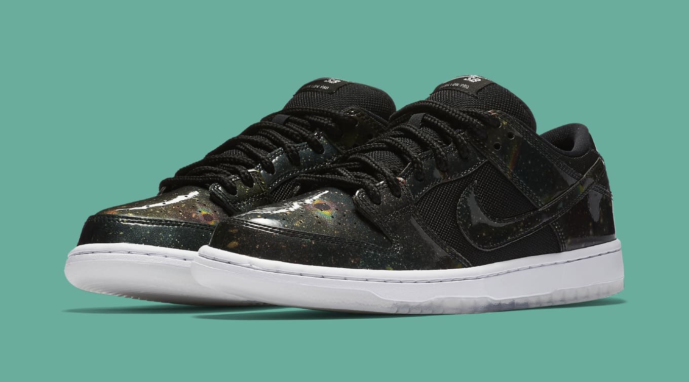 Nike Dunk SB Intergalactic 4/20 | Sole