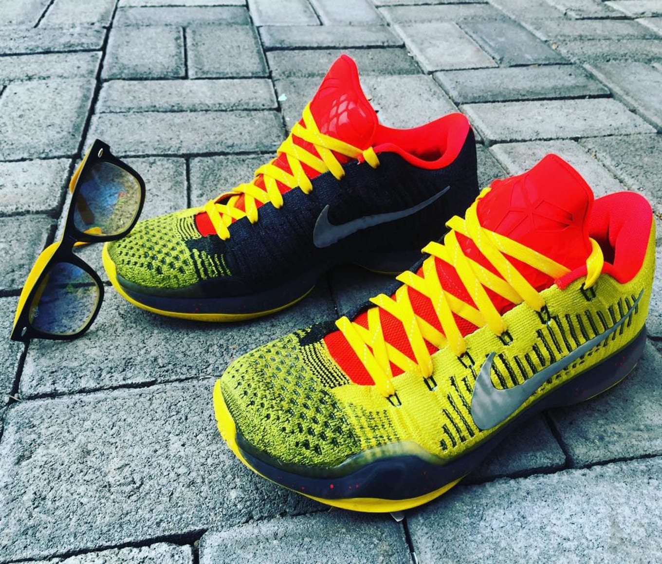 kobe 10 bruce lee