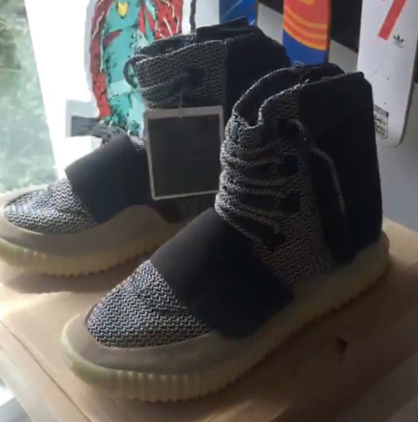 adidas yeezy boost 750 kanye west