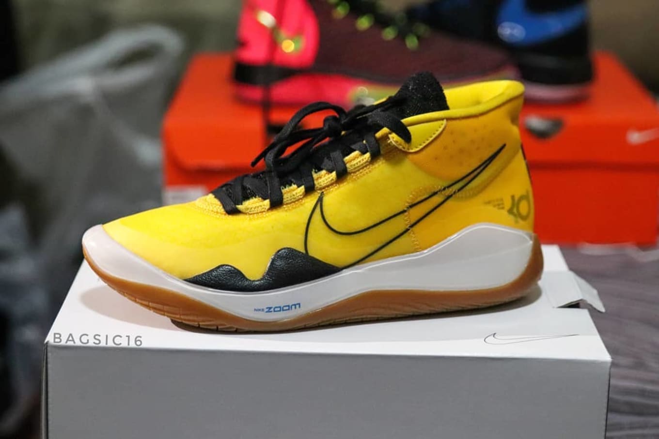 kd 12 spongebob