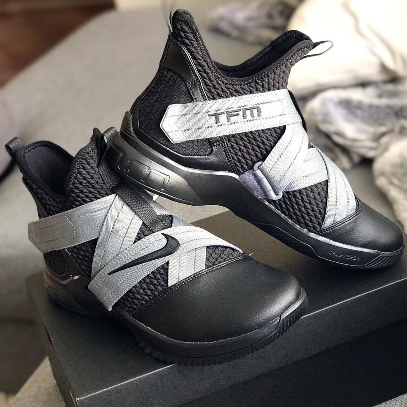 lebron soldier 12 all black