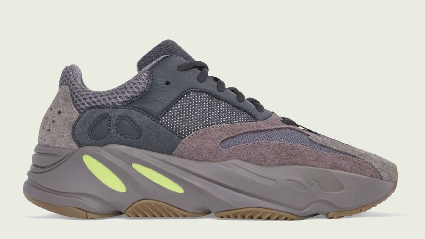 yeezy 700 mauve resell price