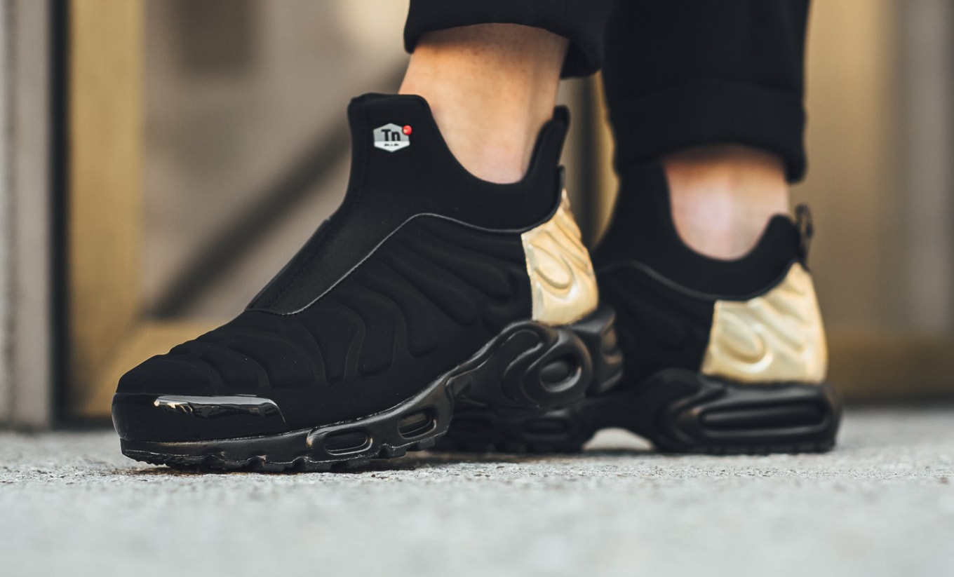 Nike Air Max Plus TN Slip On Black Gold 940382-001 | Sole Collector