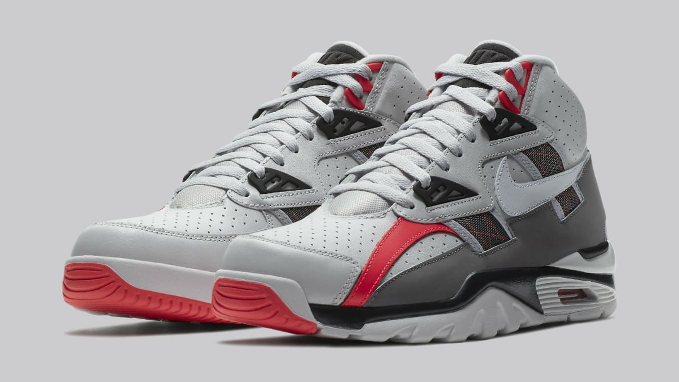 nike air trainers grey