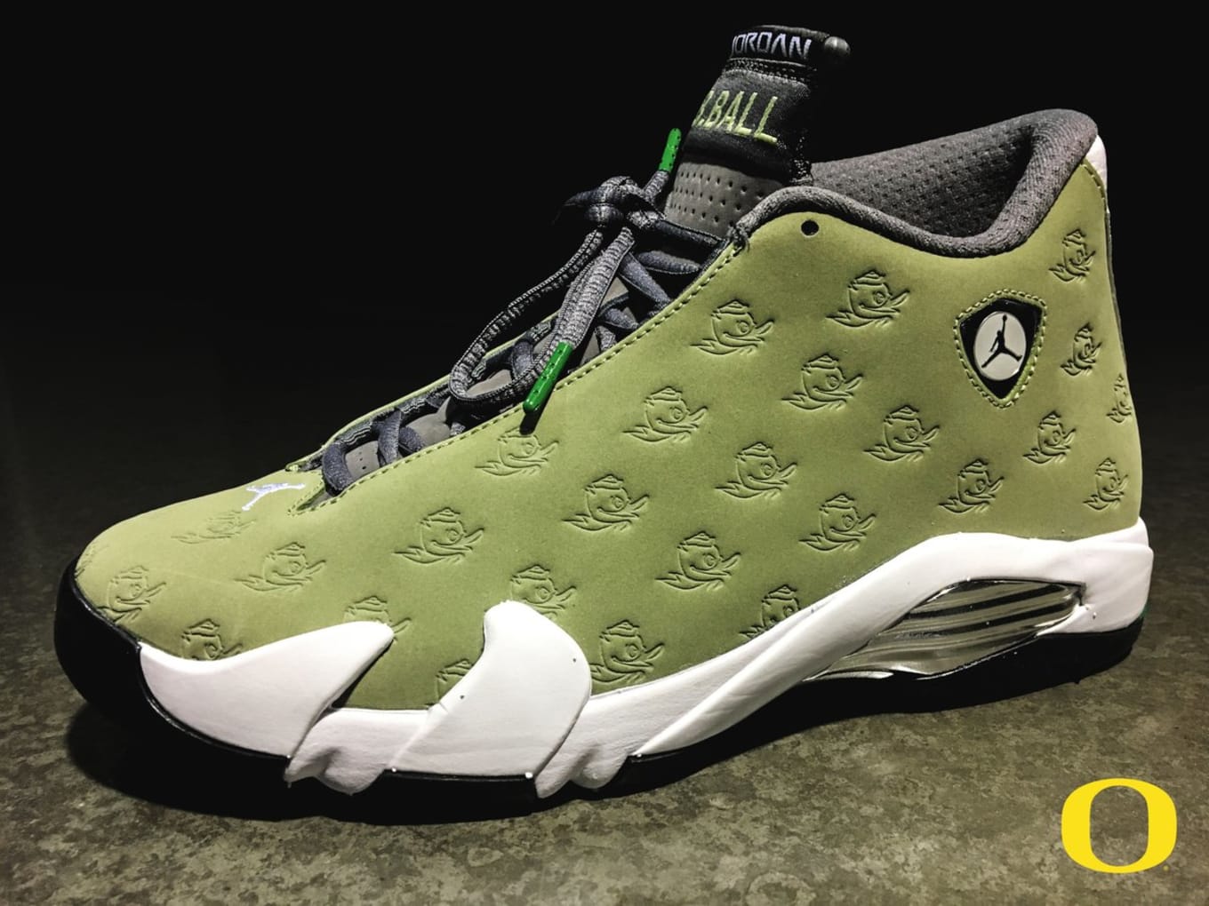 Oregon Ducks Air Jordan 14 Basketball Sole Collector