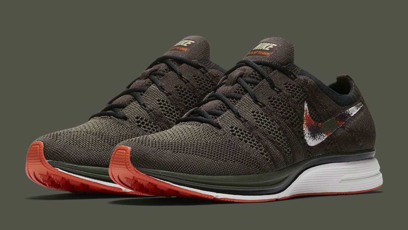 Nike flyknit trainer dark green top