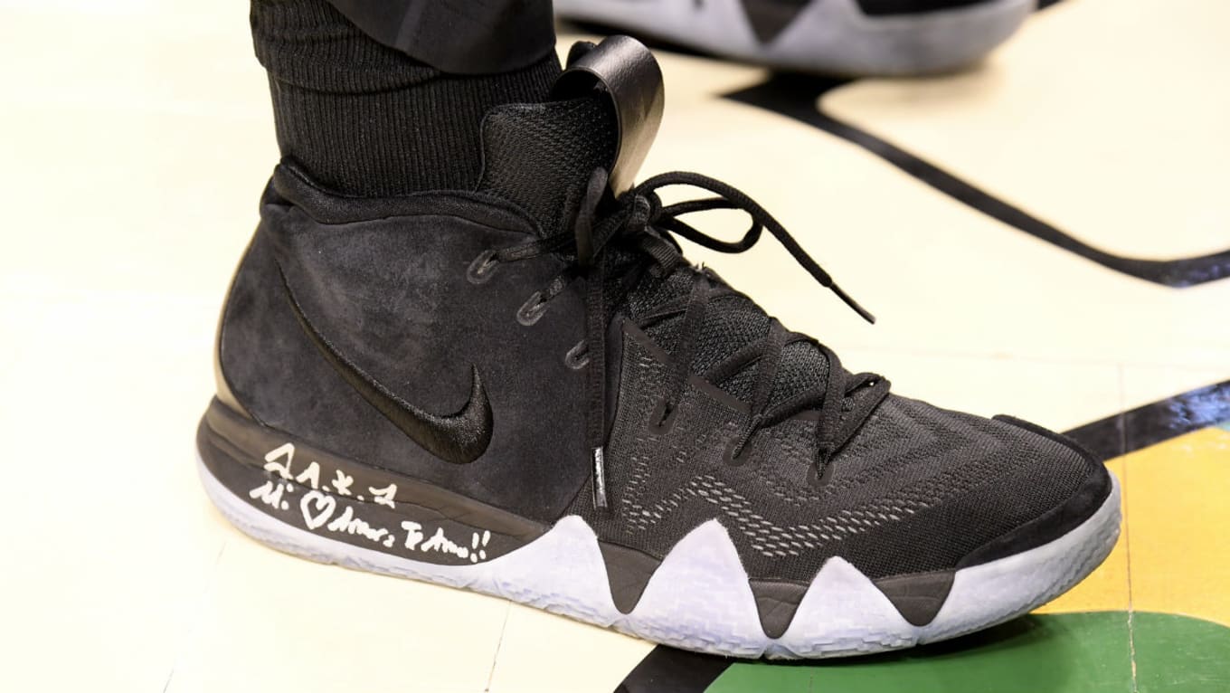 kyrie 4 black suede online -