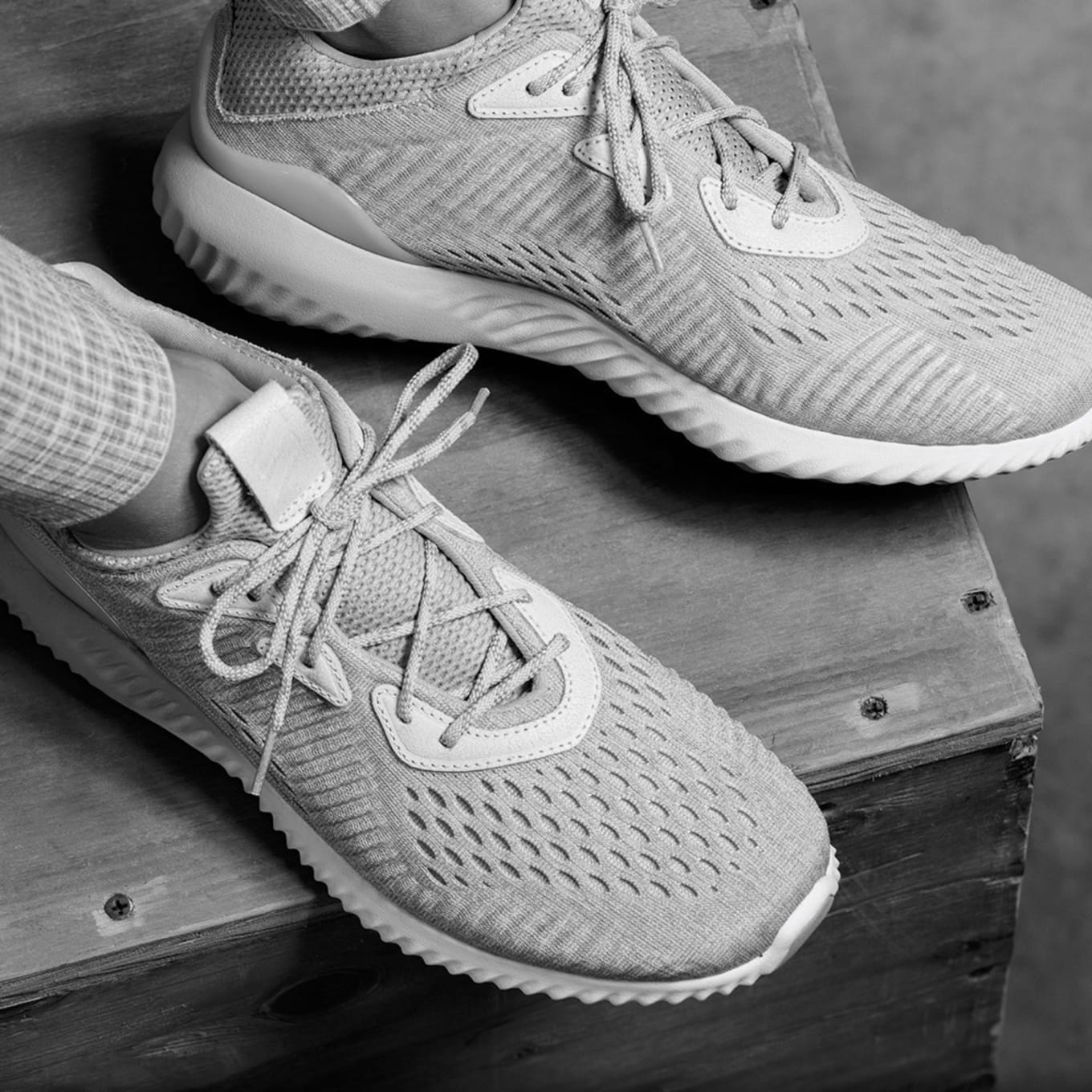 Alphabounce x reigning champ