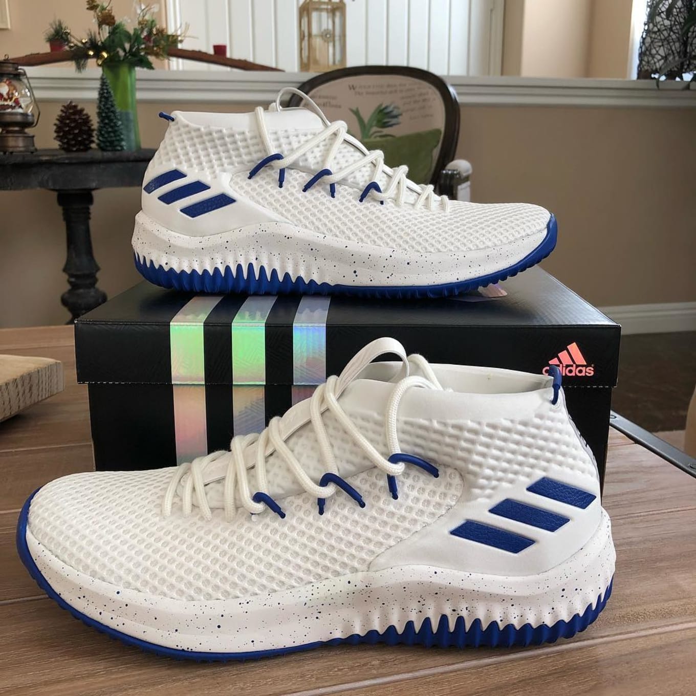 Adidas dame 4 white blue top