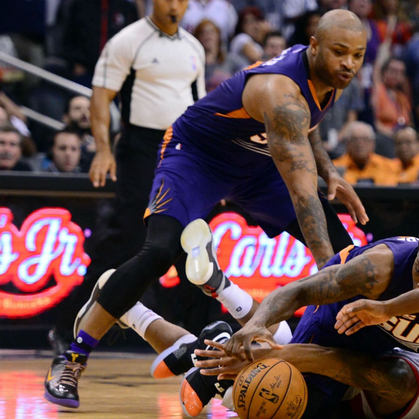 pj tucker kobe 4