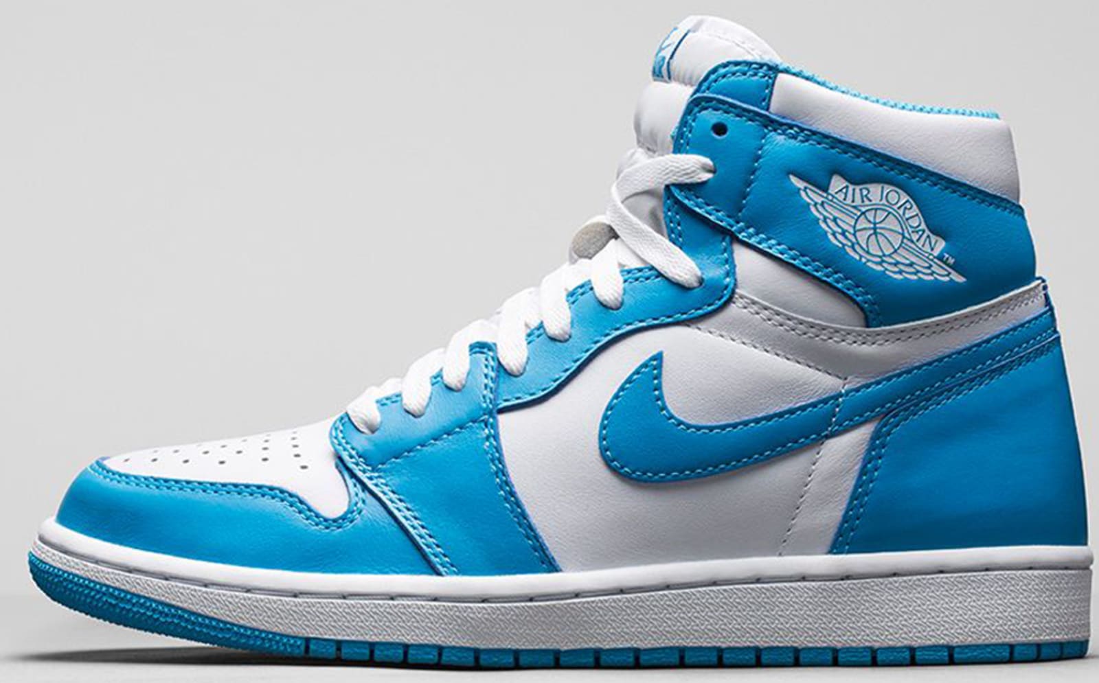 Air Jordan 1 Retro High OG White Dark Powder Blue