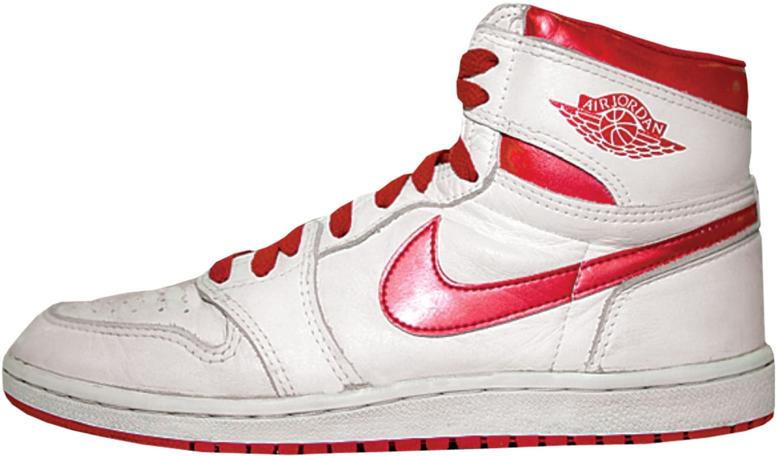 Air Jordan 1 High OG White Metallic Dark Red