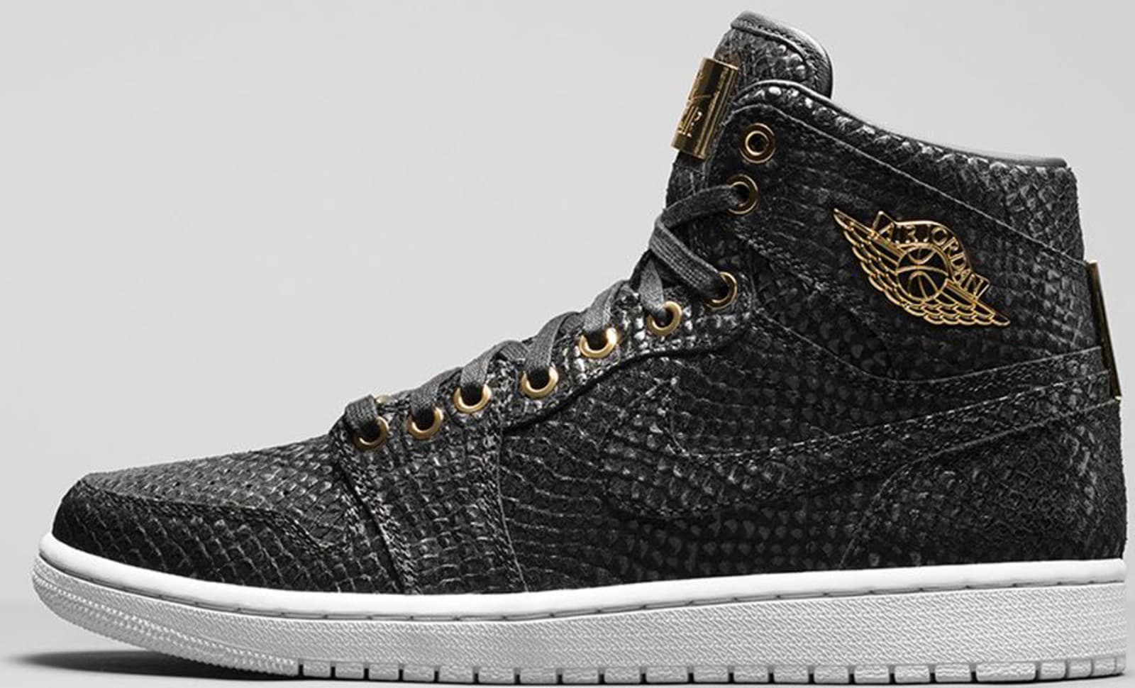 Air Jordan 1 Retro Pinnacle Black Black Metallic Gold White