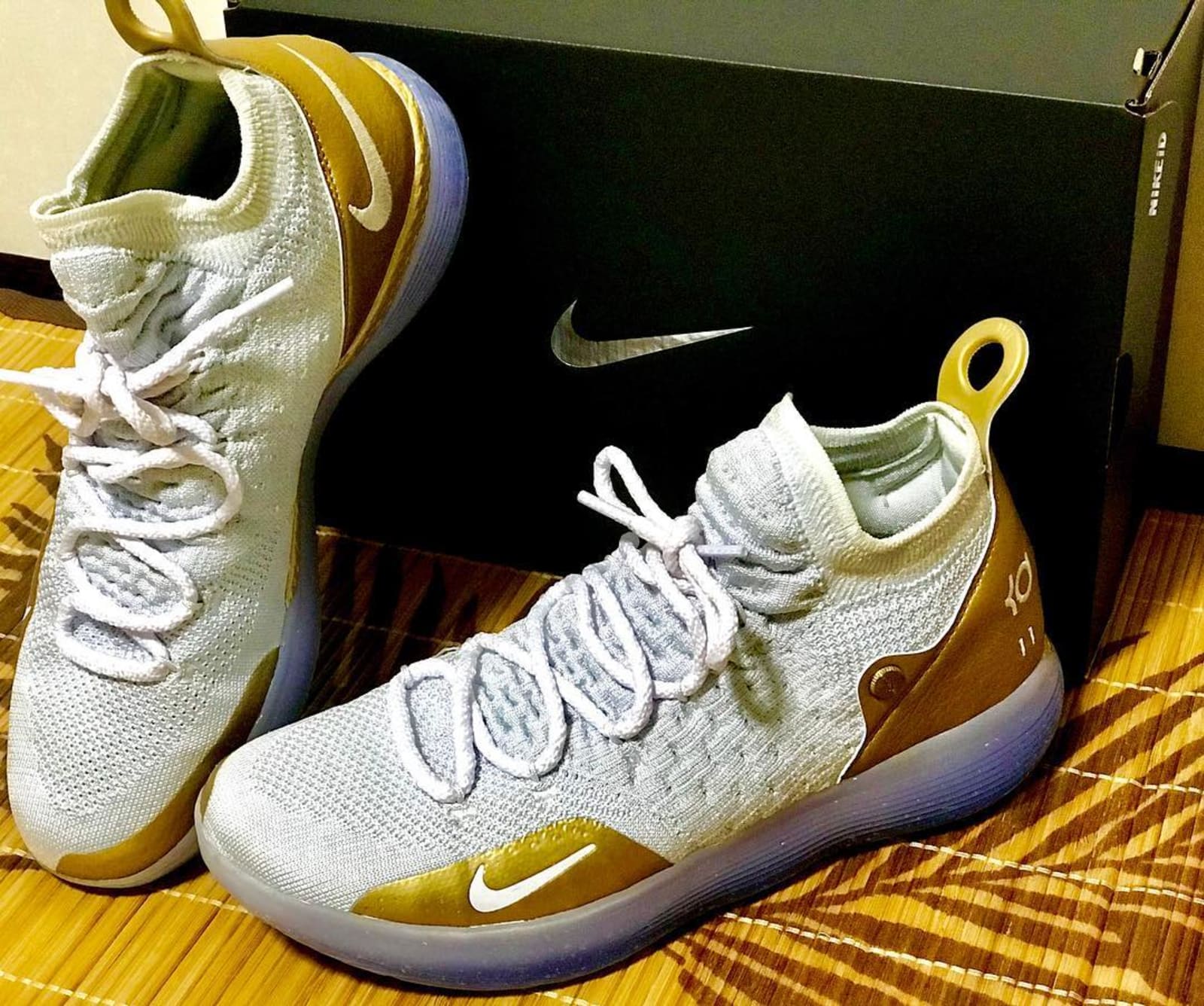 kd 11 metallic gold