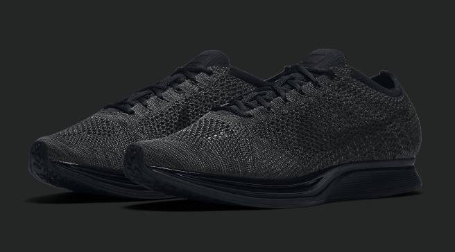 nike racer flyknit triple black
