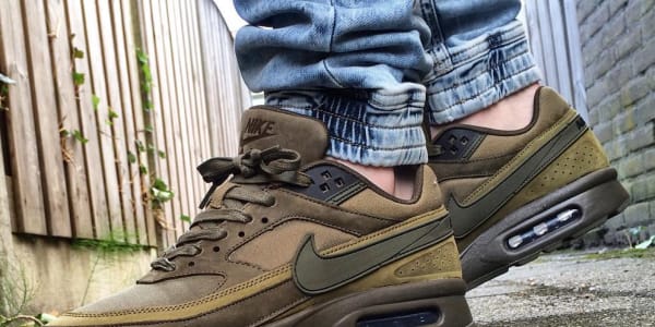 Olive Nike Max Classic BW Sole Collector