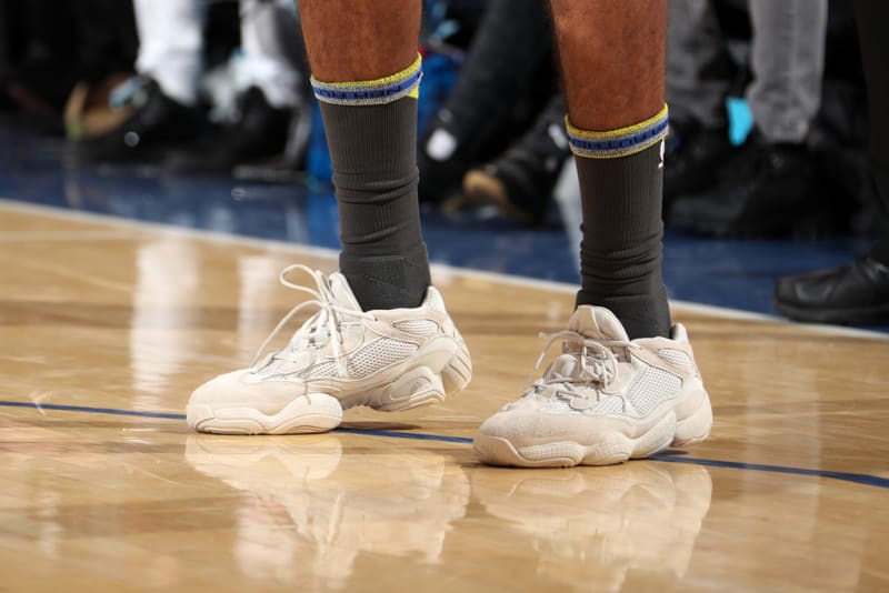 yeezy 500 blush on feet