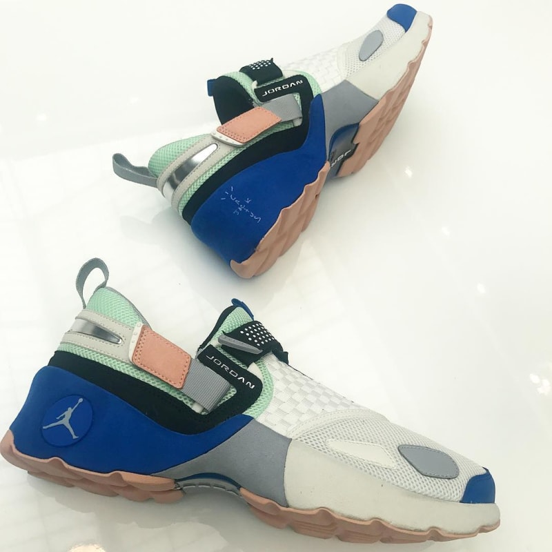 Travis scott trunner top