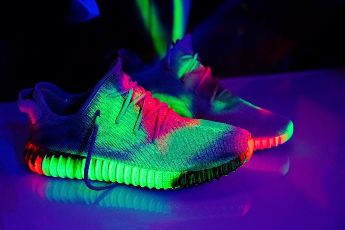 are the yeezreel glow in the dark