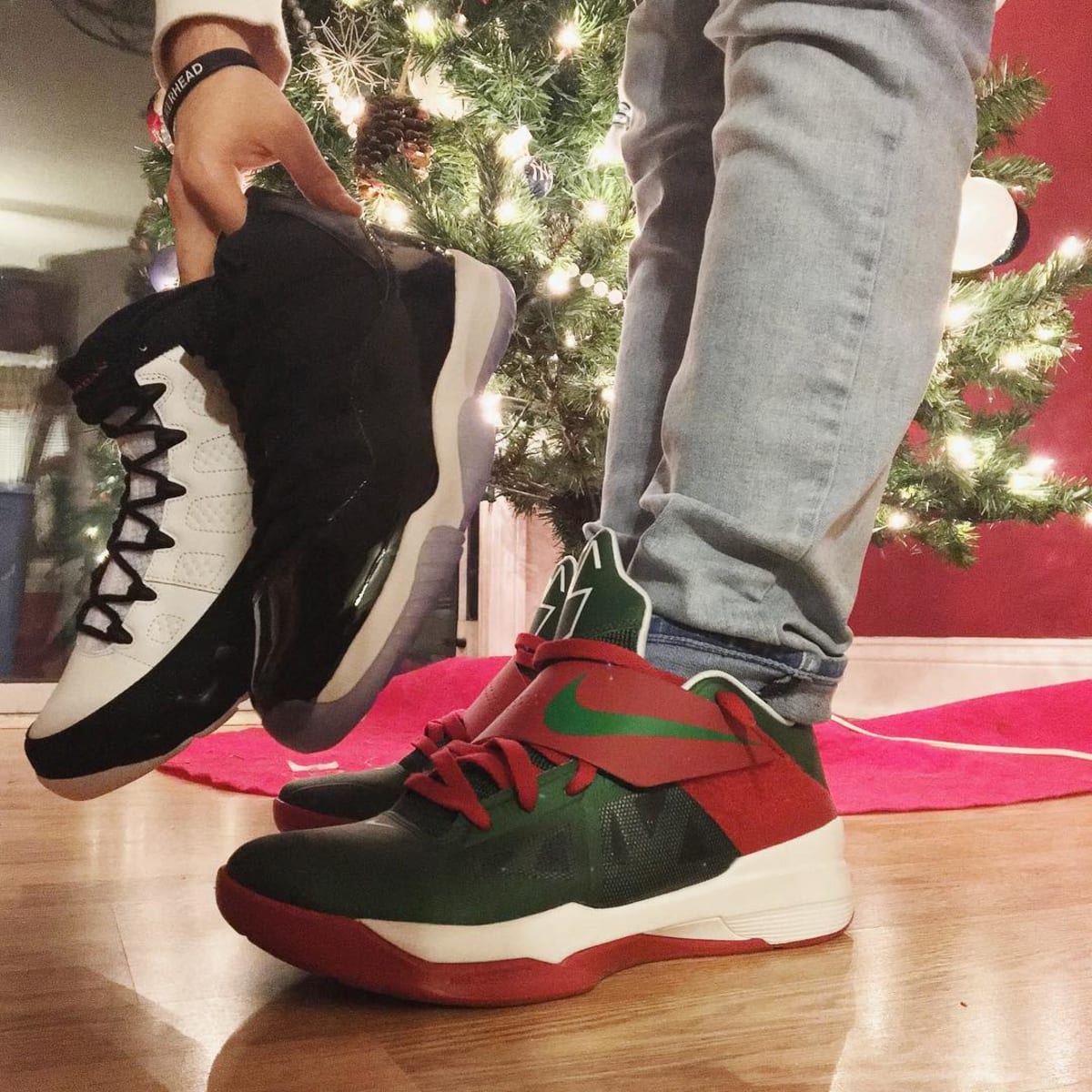 NIKEiD KD 4 Christmas - Christmas Nike By You NIKEiD Designs | Sole ...