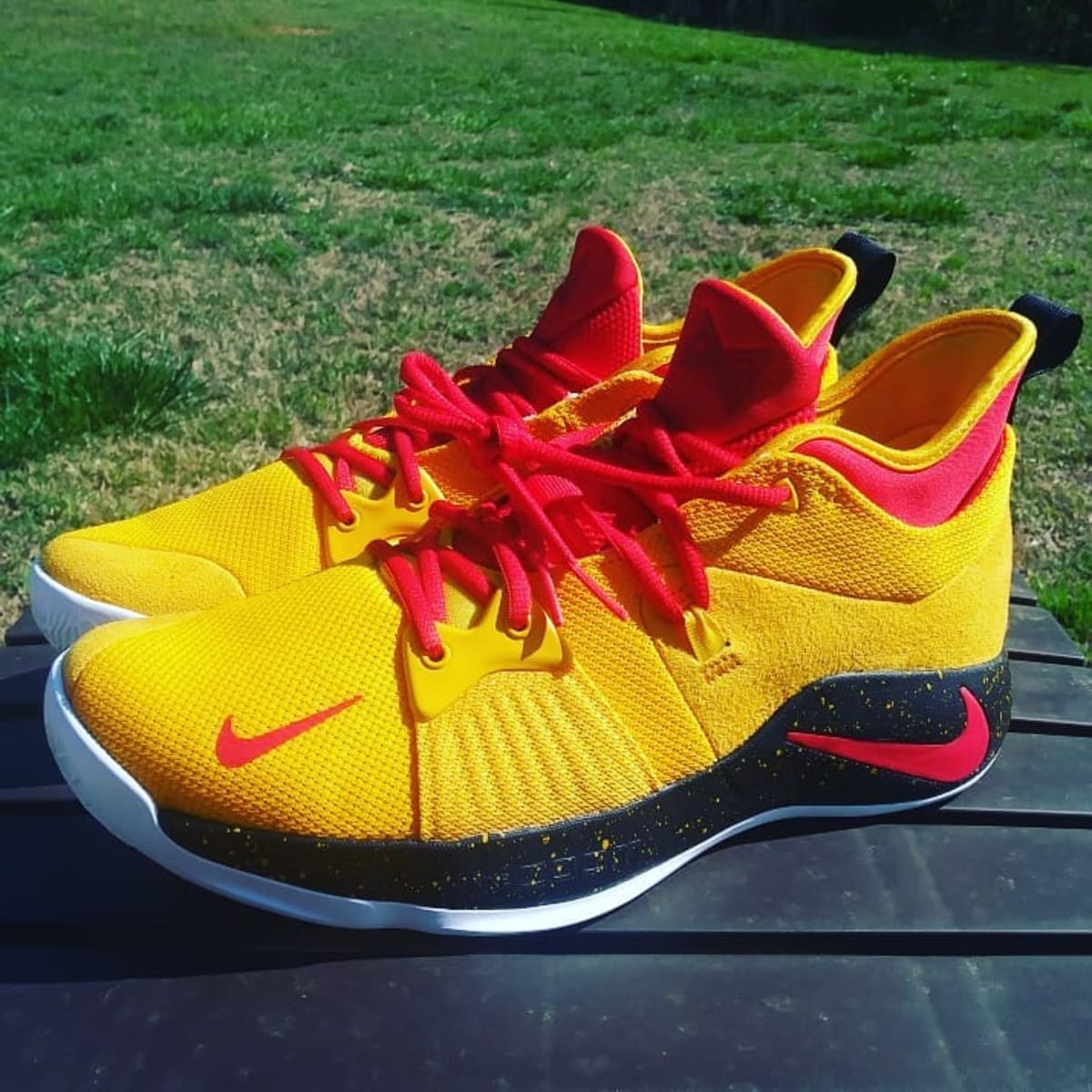 nike vapormax bruce lee