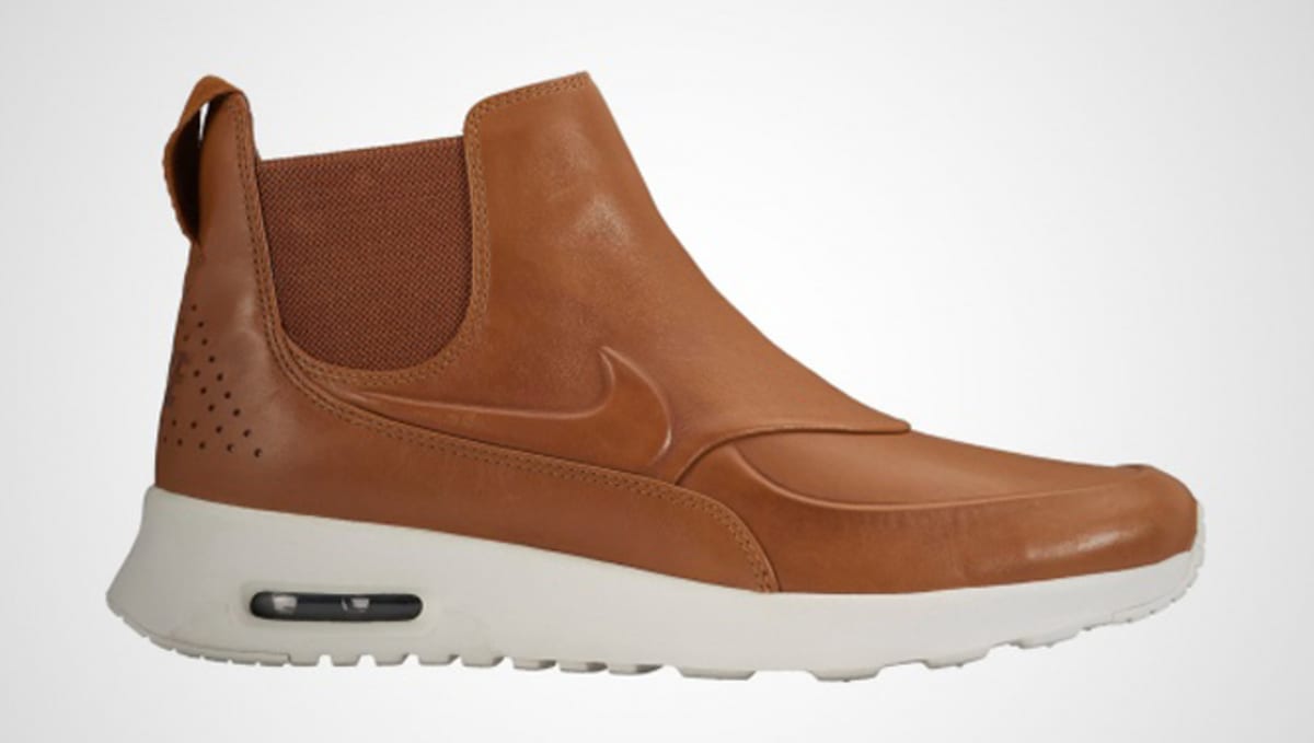 air max thea mid top shoe
