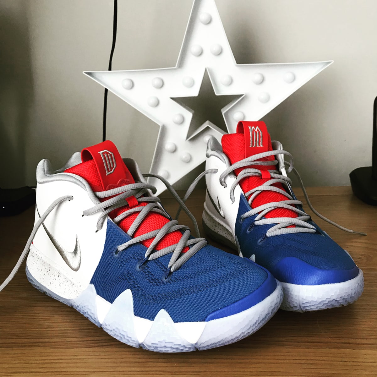 kyrie 4 game royal
