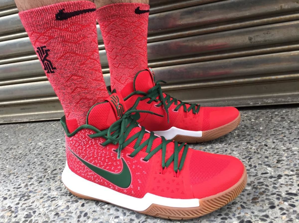 kyrie christmas shoes