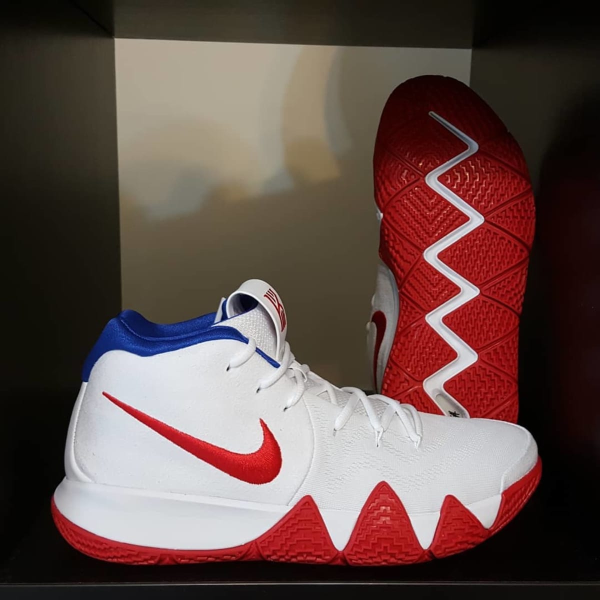 kyrie 4 game royal