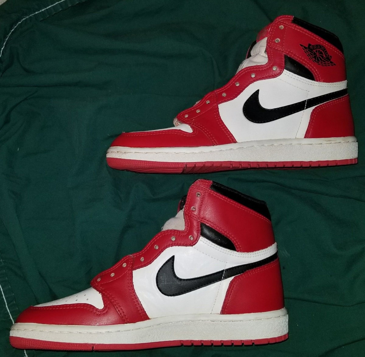 Air Jordan 1 'Chicago' (1985) - 20 Deadstock OG Air Jordans Ebay | Sole Collector