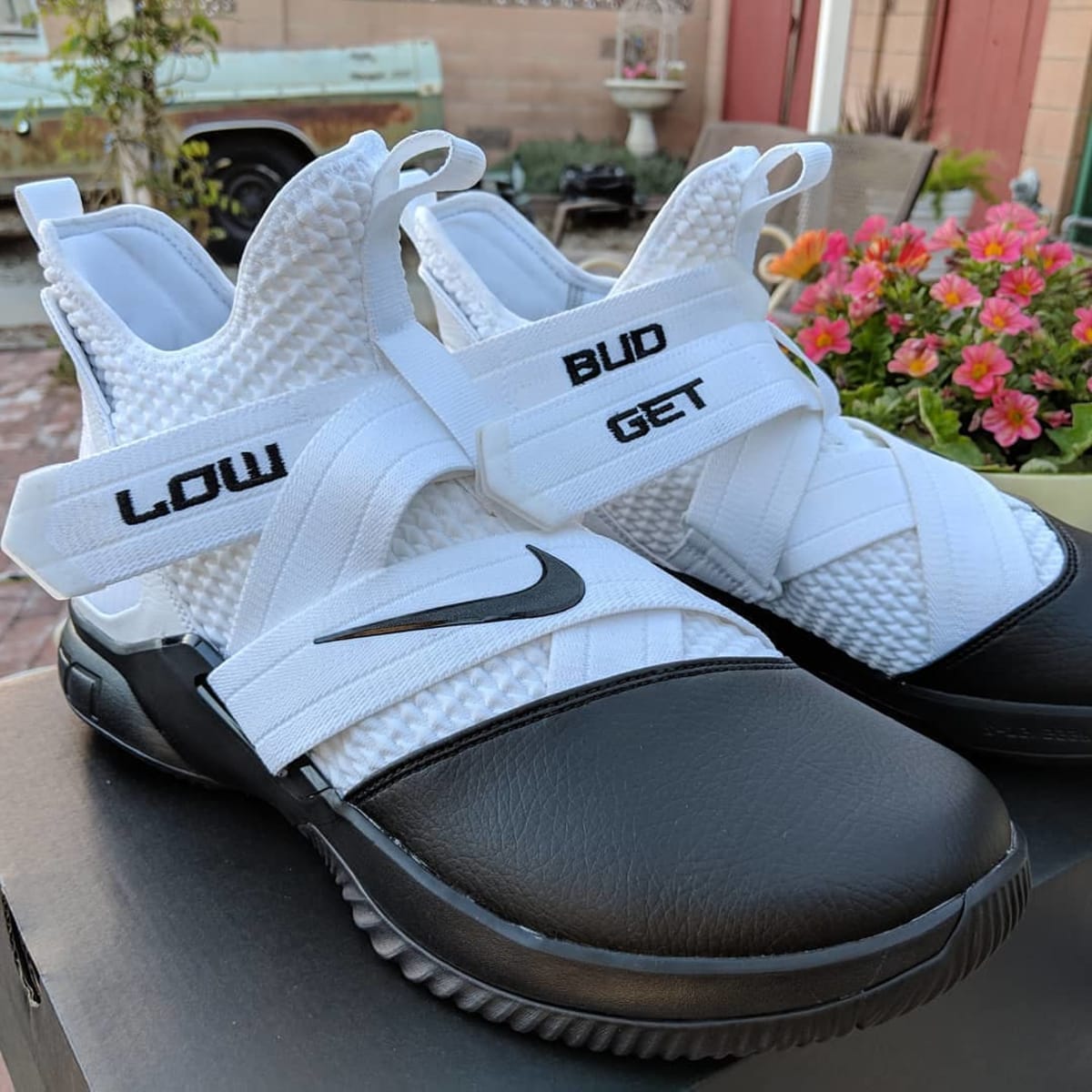 lebron soldier 12 white black