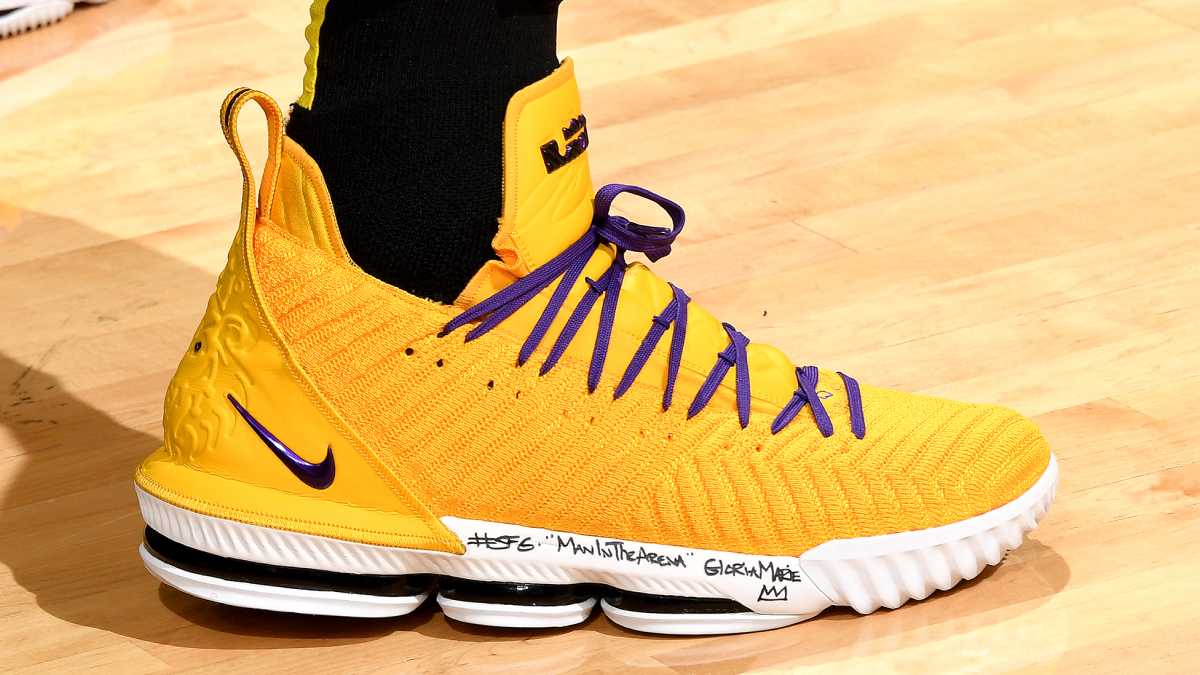 lebron james new shoes in lakers