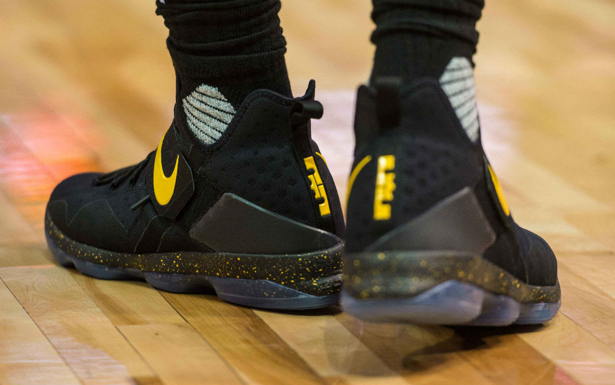 lebron james black and yellow shoes