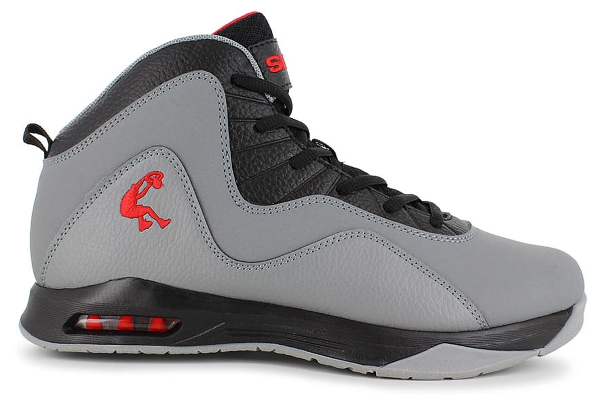 shaq shoe brand name