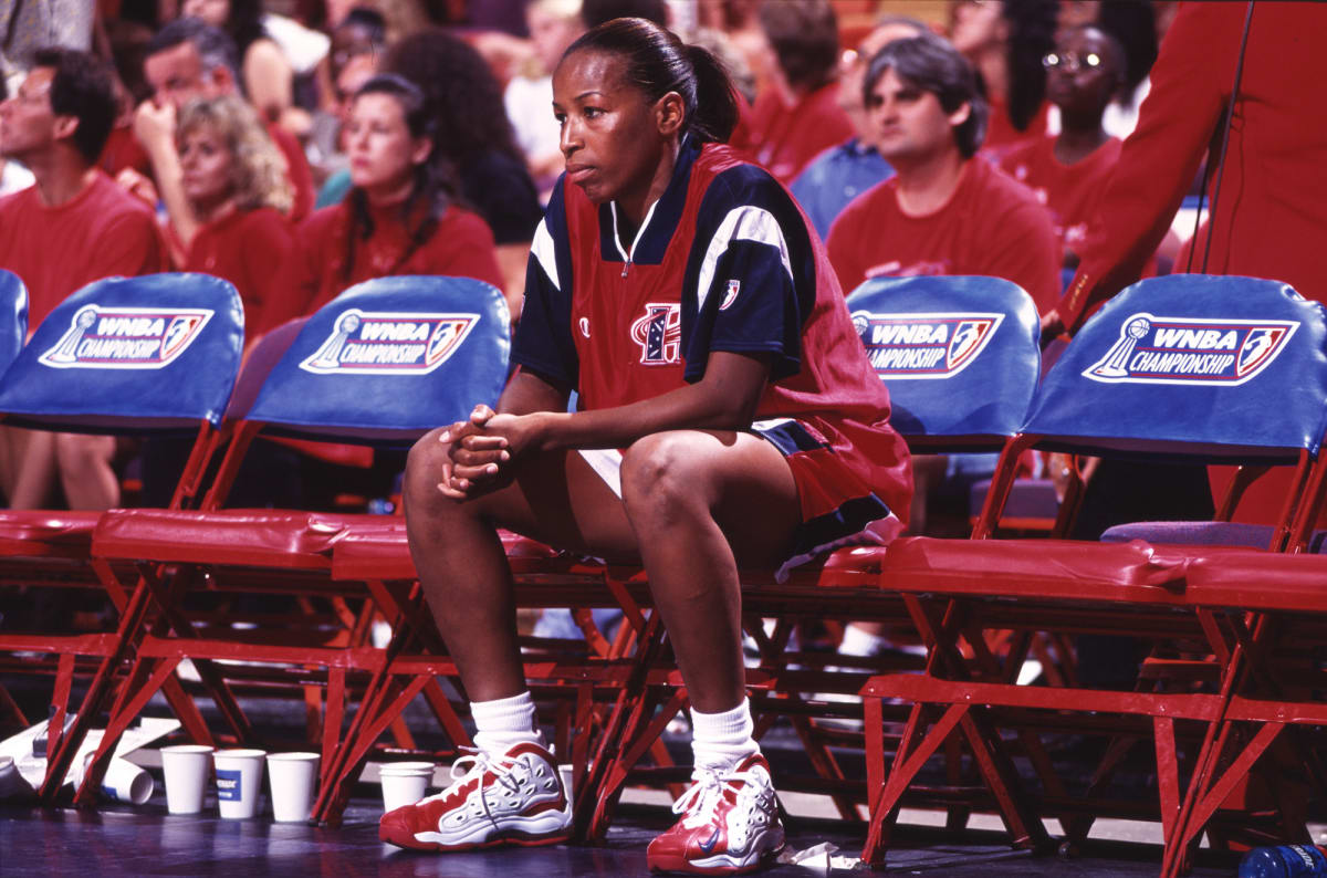 cynthia cooper nike shoes