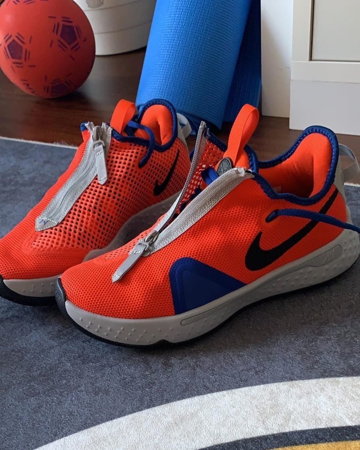 nasa nike collab
