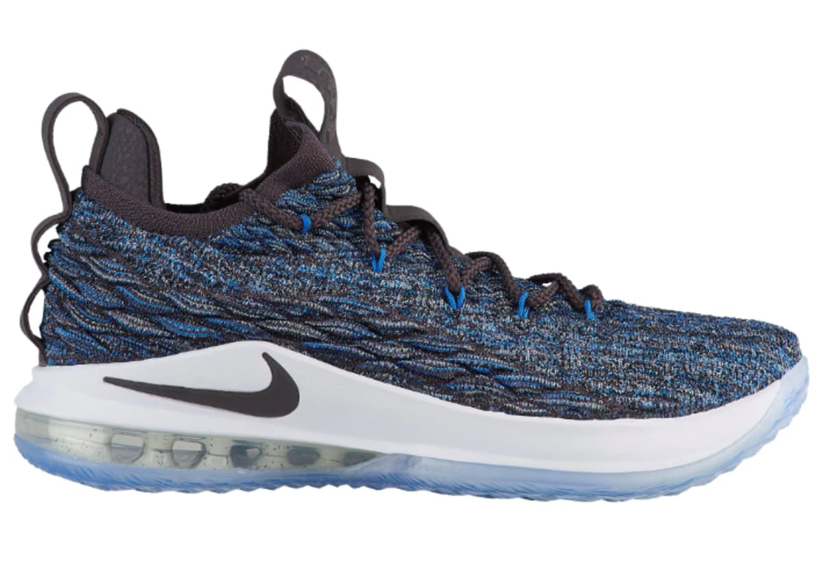 lebron 15 signal blue