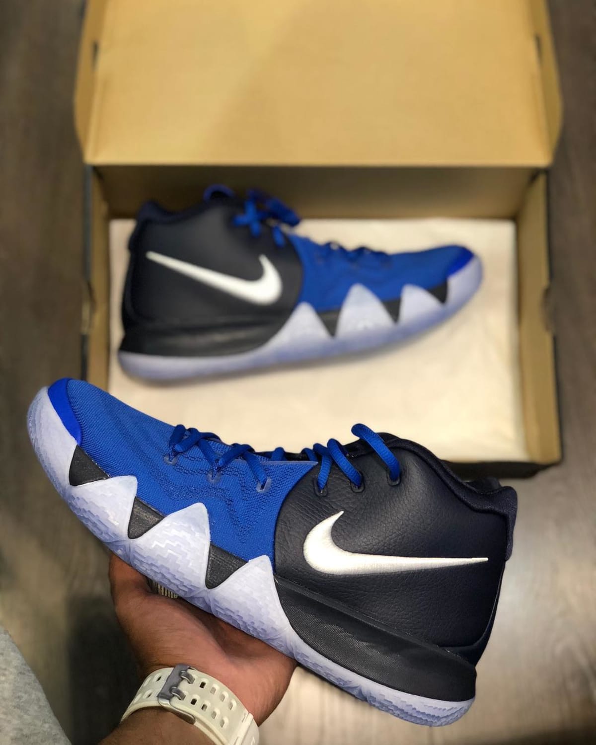 kyrie 4 game royal