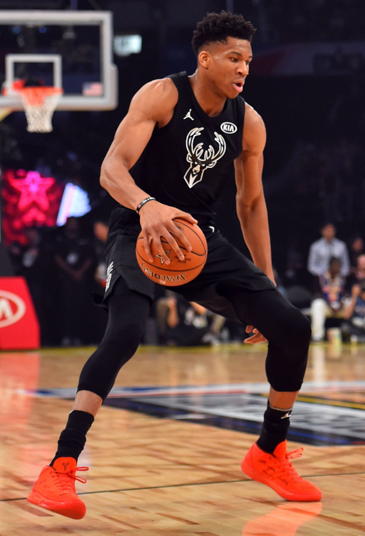 Giannis Antetokounmpo Nike Kobe A.D. Mid Passion - NBA All-Star Game
