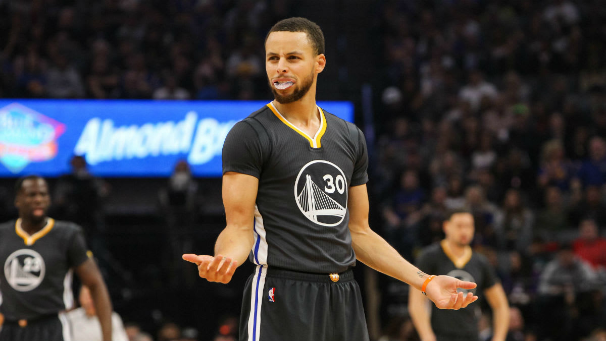 Knorretje koppel touw Stephen Curry Donald Trump Ass | Sole Collector